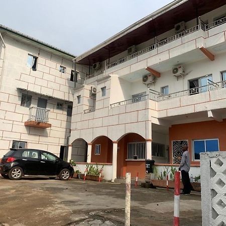 Hotel La Grace Kribi Eksteriør billede