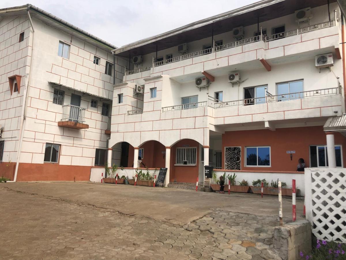 Hotel La Grace Kribi Eksteriør billede